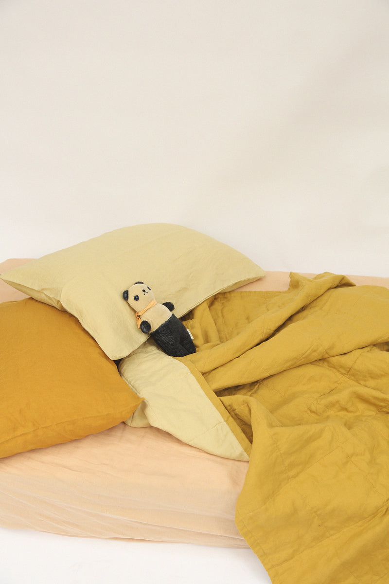 QUILTED DUVET THROW - SUNSHINE AND PASTEL