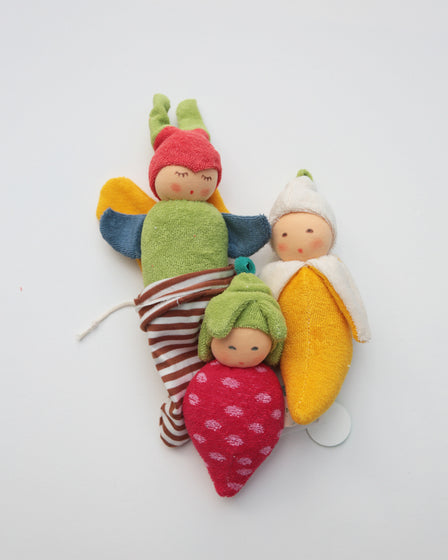 STRAWBERRY RATTLE