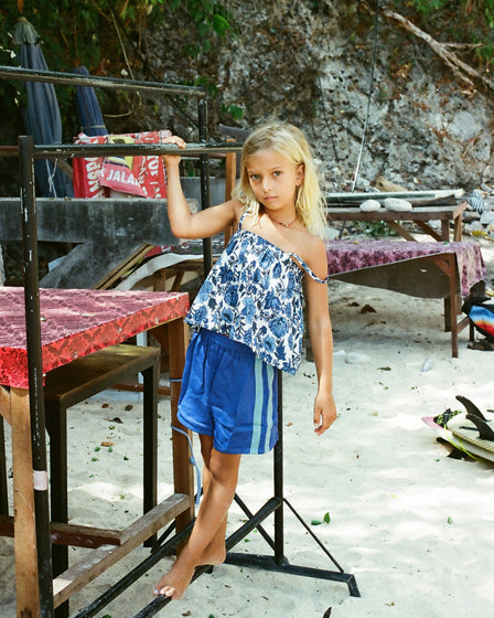 KIDS SIENNA SHORT <BR> BLUE AND SKY