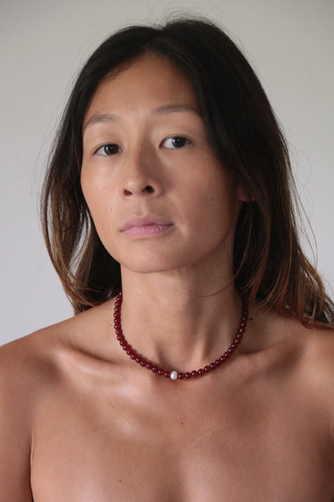 RED AGATE WITH FRESH WATER PEARL