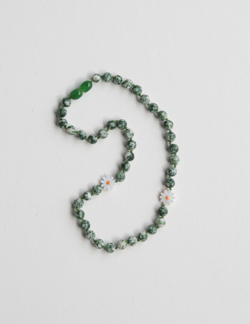 FLOWERS WITH GREEN SPOT JASPER