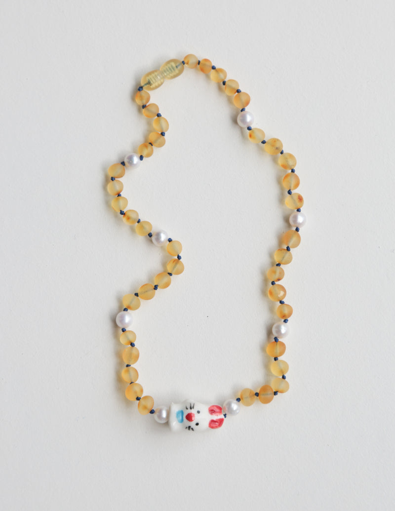 WHITE BUNNY - PEARLS AND LEMON AMBER