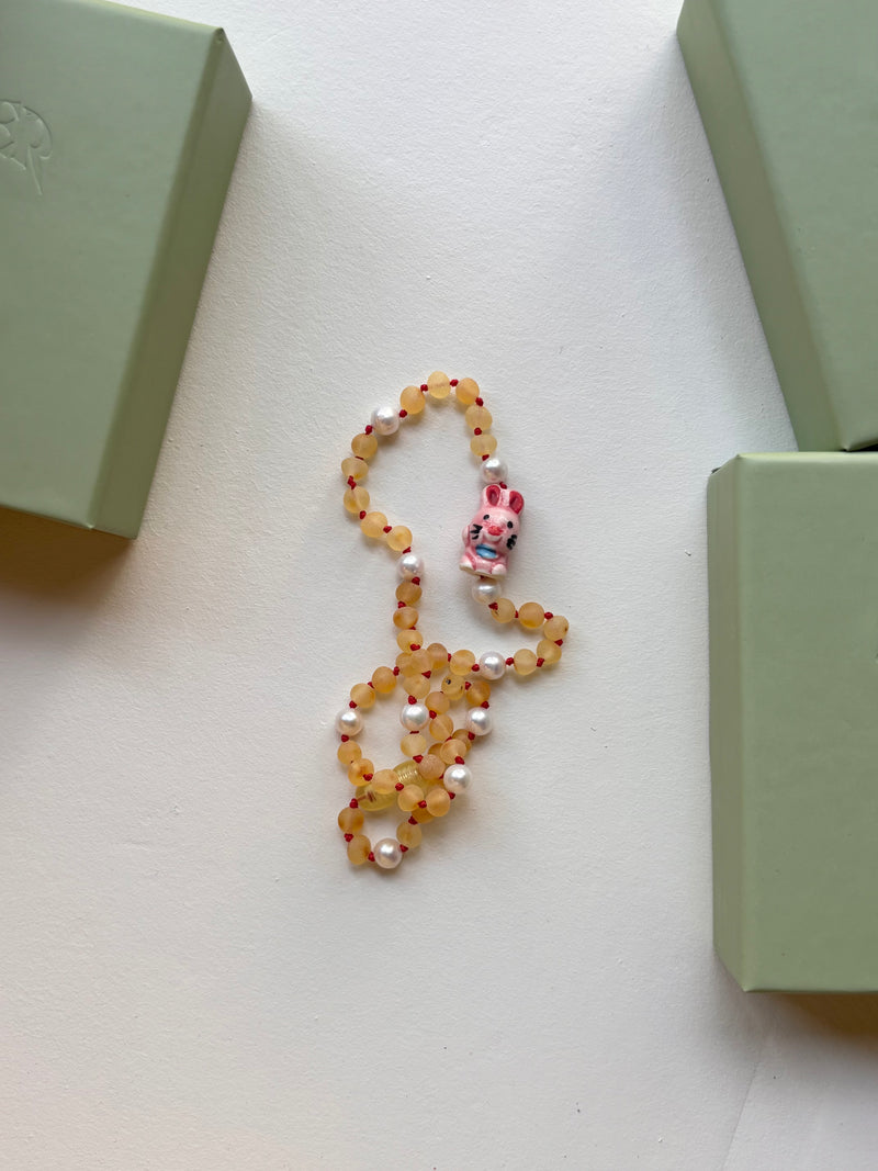 PINK BUNNY - PEARLS AND LEMON AMBER