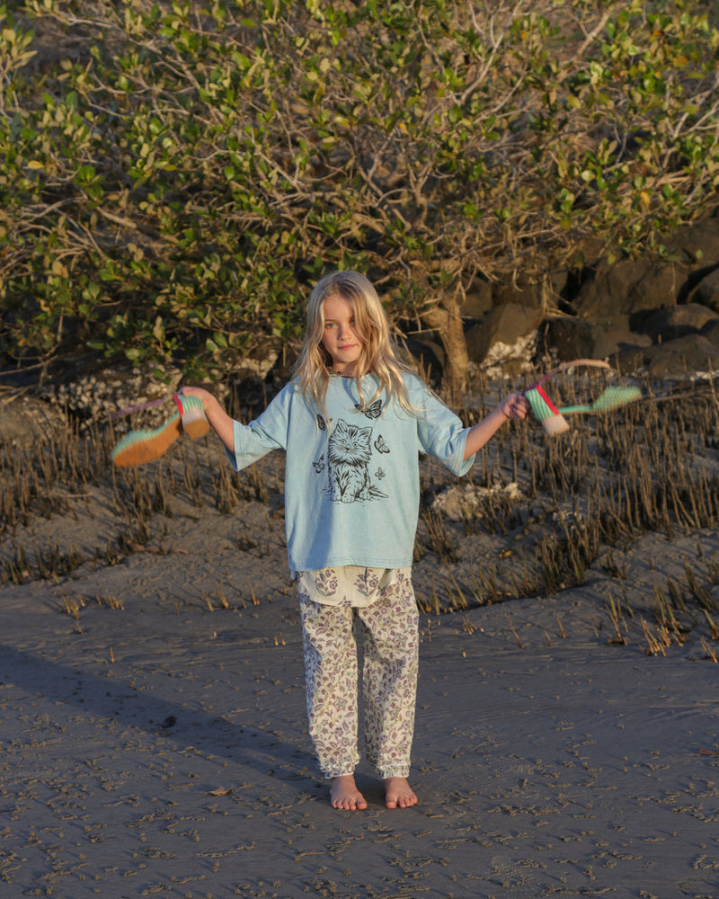 KITTEN TEE - WASHED BLUE
