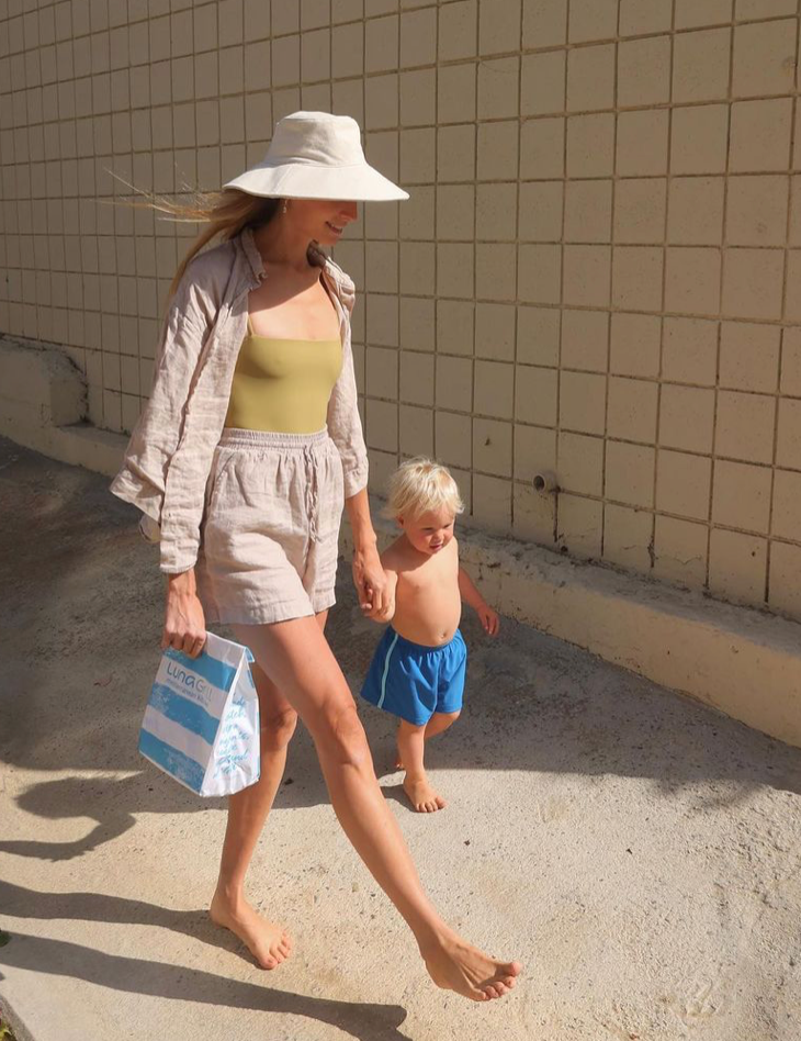 THE RETRO SWIM SHORT - BLUE